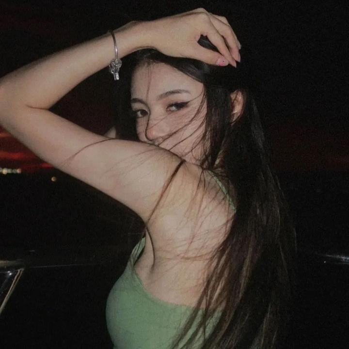 昨夜泪痕干